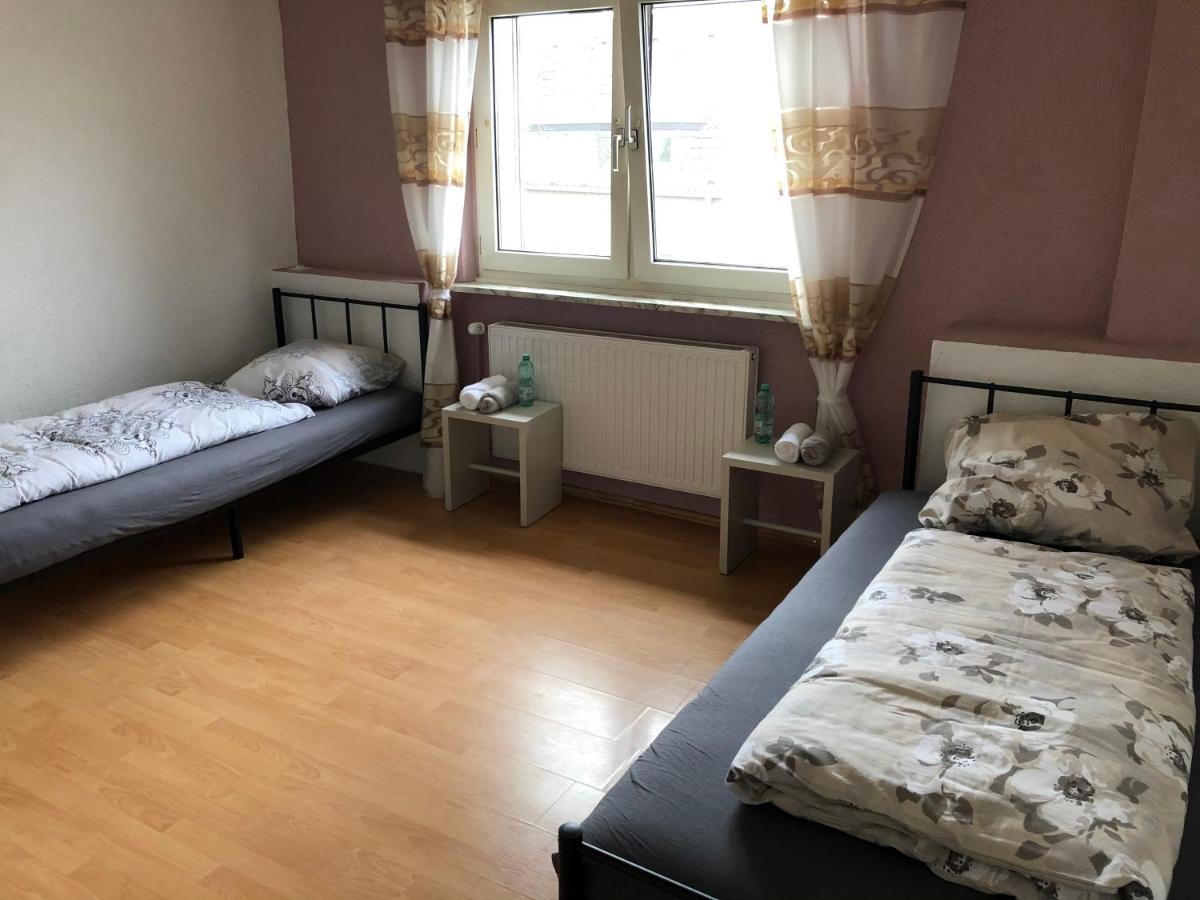 M/P Appartement Duisburg Buitenkant foto