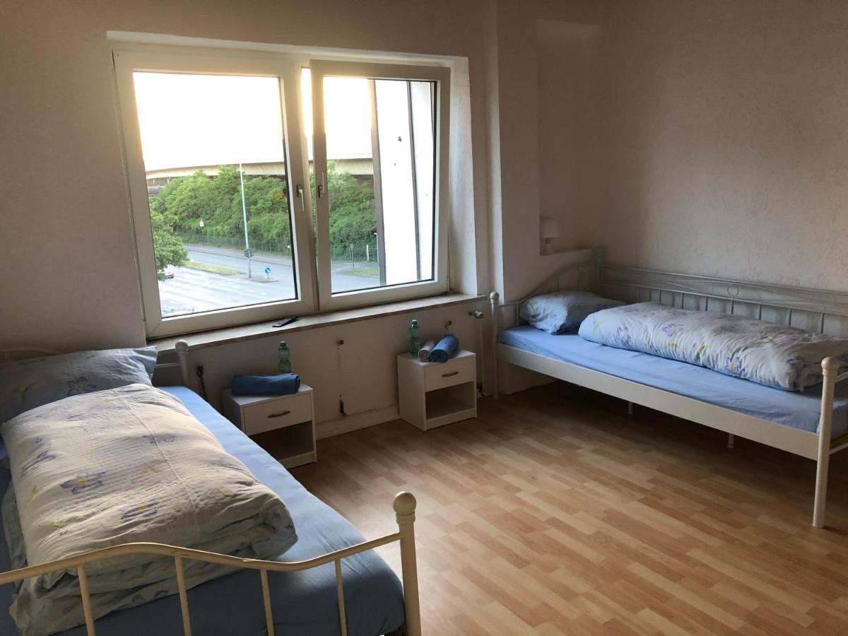 M/P Appartement Duisburg Buitenkant foto