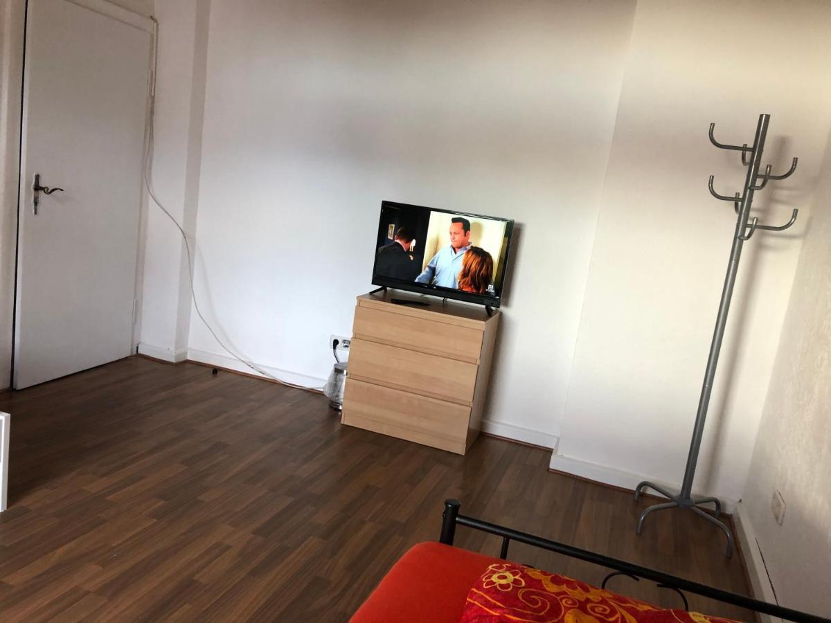 M/P Appartement Duisburg Buitenkant foto